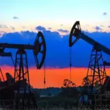 ЄС може заморозити стелю цін на російську нафту