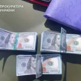 Работник ТЦК обещал за $25 тысяч переправить мужчин через границу