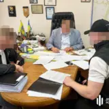 Киевский чиновник превратил в систему получение взяток у бизнеса и людей