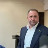 Суд отказался снимать с Ермака браслет