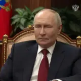 Путин распорядился продолжать массированные удары по Украине